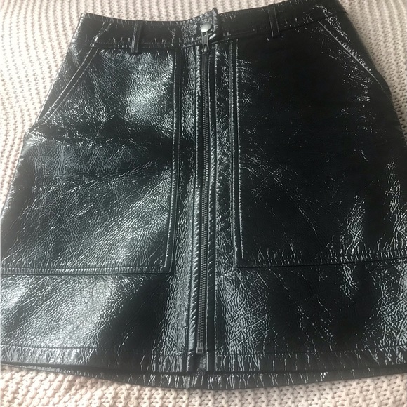H &M faux leather black shiny in excellent condition size us 6 - Picture 9 of 16